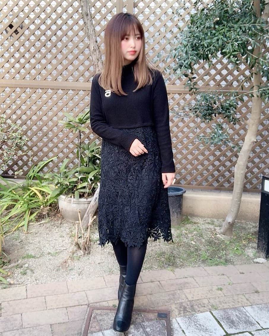 のインスタグラム：「.｡.:*♡  この間載せたワンピースの 全身バージョン👏🏻✨  切り替えの位置高くて脚長効果やし、 1枚でこんなに可愛くなるって良いよね❤︎  下側のお花レースがやっぱり可愛い😍  .  #sawaalamode #サワアラモード #サワジェンヌ #aljp309 #モデル #コーディネート #レディースファッション #pr #onepiece #maisonmarble」