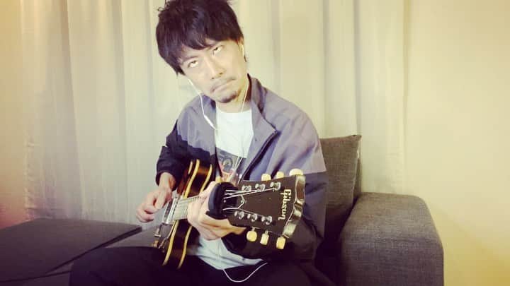 赤頭隆児のインスタグラム