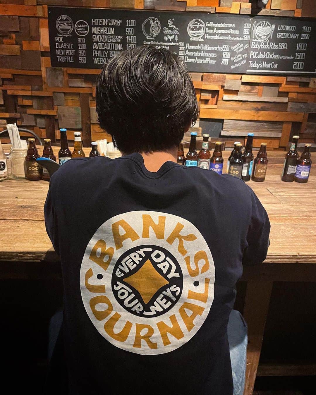 PORT of CALL Cafe&Store Tokyoのインスタグラム：「#pocditem 2021 @banksjournal new arrival. DIME  Color DIRTY DENIM .OFF WHITE Price ¥6,500(+tax) Stoked @poc_daikanyama  . #banksjournal #everydayjourneys #portofcall #portofcalldaikanyama #cafeandstore 新作続々と入荷しております！是非店頭でご覧ください✌️」