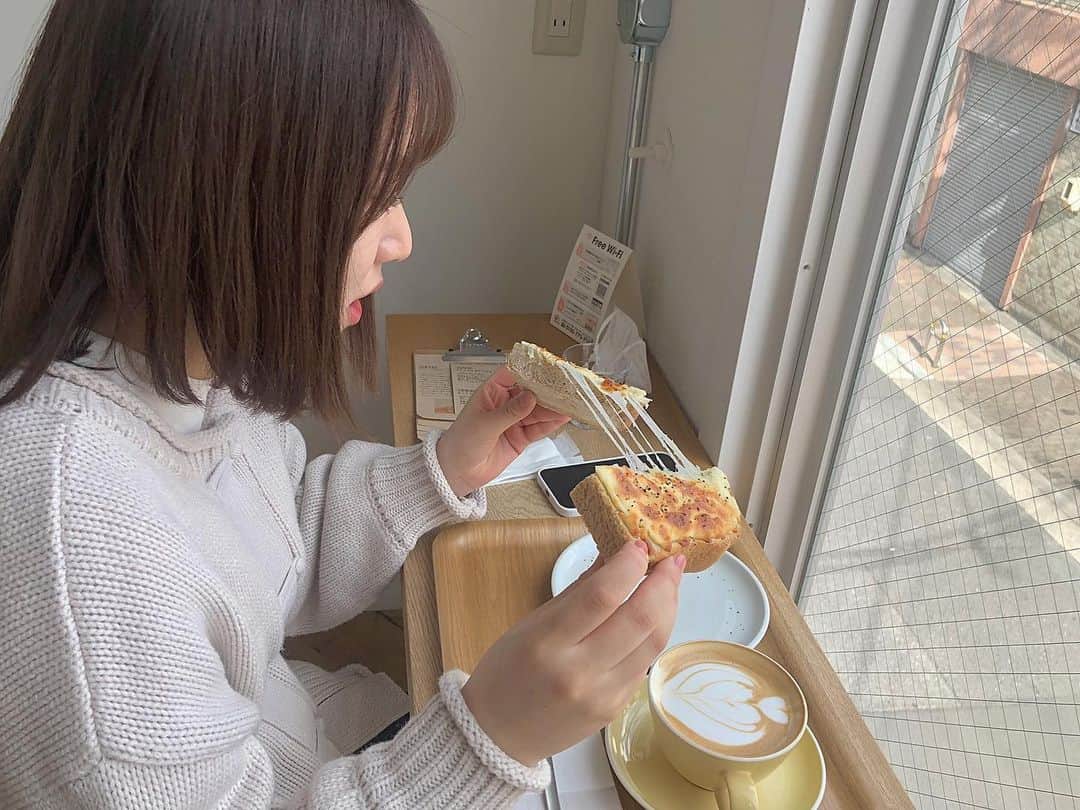 福士奈央さんのインスタグラム写真 - (福士奈央Instagram)「ㅤㅤㅤㅤㅤㅤㅤㅤㅤㅤㅤㅤㅤ びよーーーーーーーーん🧀 ミッキーマウスの好きな食べ物は チーズって知ってました？🐭 ㅤㅤㅤㅤㅤㅤㅤㅤㅤㅤㅤㅤㅤ Photo by @_dreamgram_ 🌱」2月17日 18時28分 - ske48_fukushi