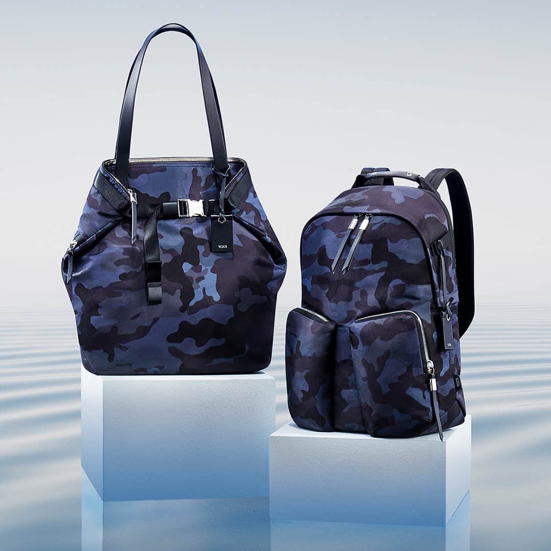 のインスタグラム：「Discover the new Devoe colorway—a camo that's made to be seen. #PerfectingTheJourney #SustainableByChoice」
