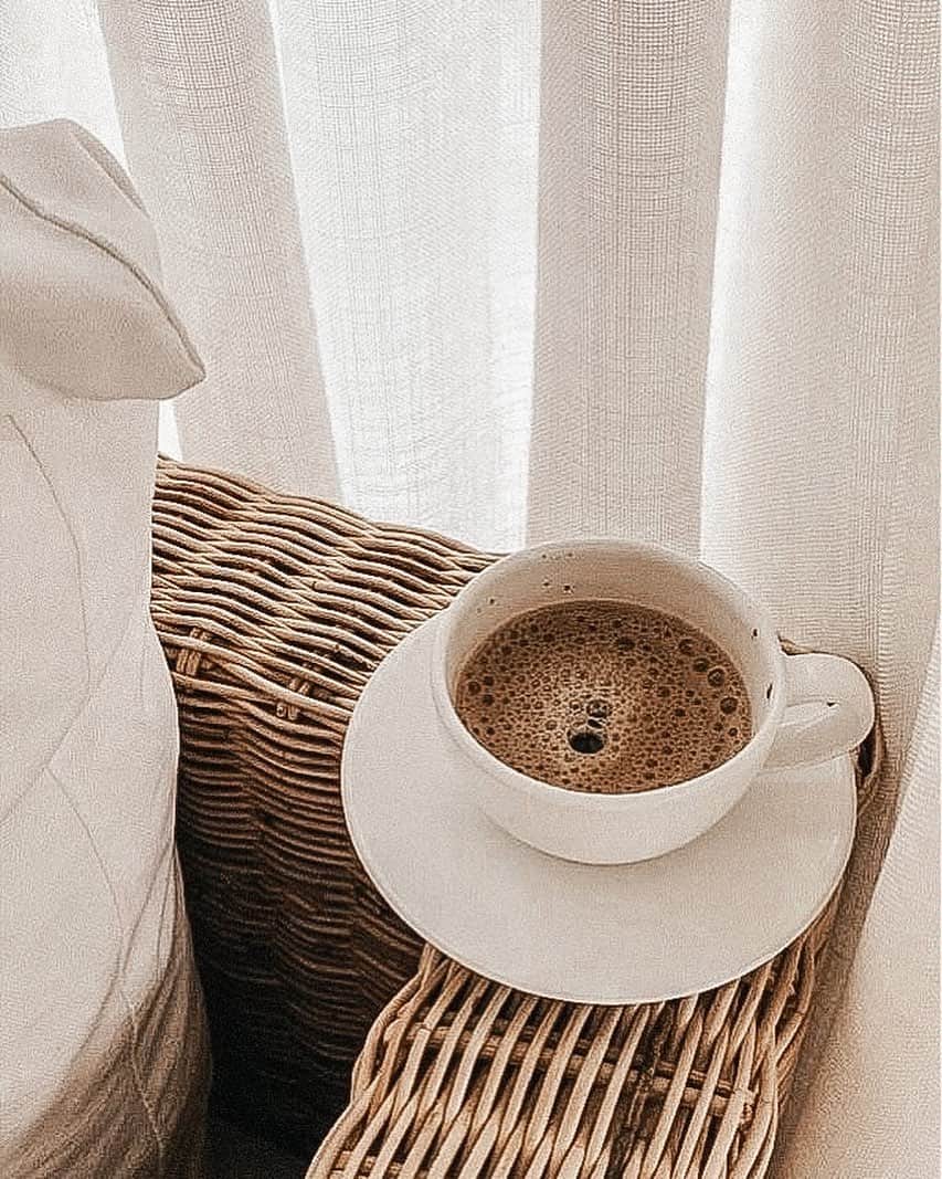 のインスタグラム：「今日も1日頑張ろう☕️⛅️  #gm」