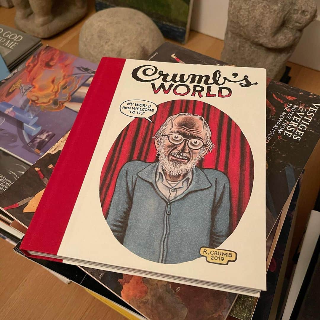 KAWSONEさんのインスタグラム写真 - (KAWSONEInstagram)「New Robert Crumb book published by @davidzwirnerbooks #RobertCrumb  @angelachoon : )」2月17日 12時22分 - kaws