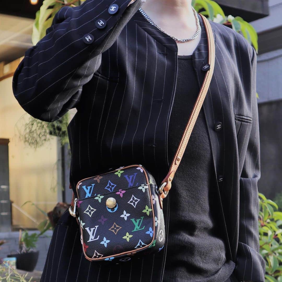 Vintage Brand Boutique AMOREのインスタグラム
