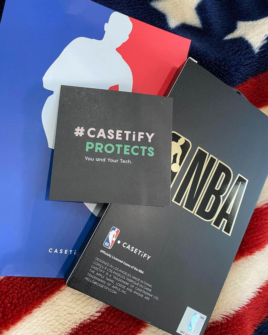 マーティンさんのインスタグラム写真 - (マーティンInstagram)「. 今回は、@casetify と @NBA のコラボ！！！  ザ・バスケ！というデザイン！！！ アメリカンカラーでかっこいい！！！  #casetify #casetifycase #casetifynba #nba #yesマーティン #行ってきマーティン #PR」2月17日 12時49分 - martin.world