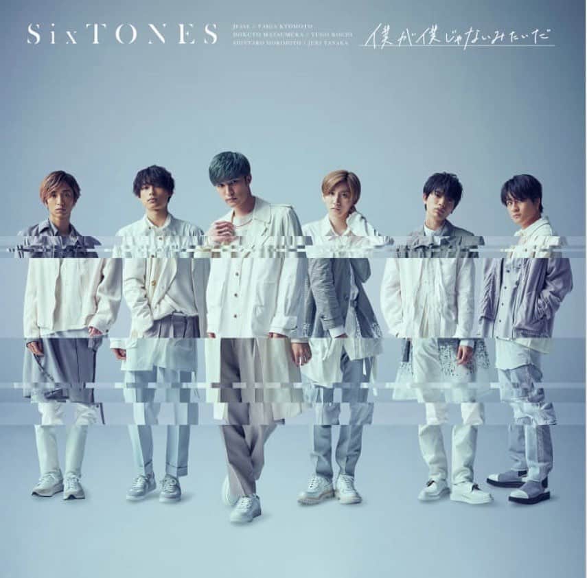 のインスタグラム：「■RELEASE INFO■  . . 【SixTONES 】2021.2.17 on sale!!!  シングル『僕が僕じゃないみたいだ』  通常盤 M2.「Call me」 作曲/編曲をさせていただきました！ . . #Christopher Golightlyと一緒に作りました！ #sixtones  #僕が僕じゃないみたいだ #sixtones_僕僕  #callme」