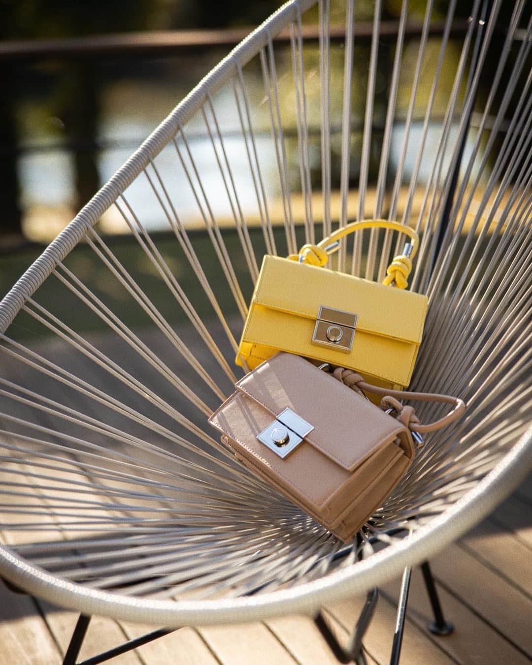 デュラスアンビエントのインスタグラム：「AMBIENT SPRING 2021 COLLECTION ▫️ 𝗦𝘁𝗿𝗶𝗻𝗴 𝗵𝗮𝗻𝗱𝗹𝗲 𝘀𝗾𝘂𝗮𝗿𝗲 𝘀𝗵𝗼𝘂𝗹𝗱𝗲𝗿 𝗯𝗮𝗴 【3月上旬発売予定】 〈Yellow,Beige〉 ＿＿＿＿＿＿＿＿＿＿＿＿＿＿＿＿＿＿＿＿ www.ambient-online.com @ambientofficial #アンビエント#ambient_official #springcollection #spring2021」