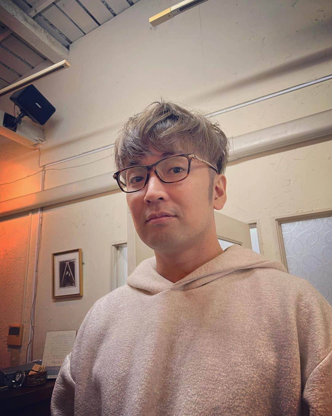 杉本知香さんのインスタグラム写真 - (杉本知香Instagram)「まちゃちゃんスッキリ✂️✨ 2021年初散髪（笑） ノンパーマでアレンジが自在な楽ちんヘア😆 ファンの子が喜ぶセクシーポーズもいい感じ😆  #中目黒美容室 #エグスプロージョンまちゃあき  #エグスプロージョン #ダンサー #本能寺の変 #吉本坂46 #吉本坂46red」2月17日 13時30分 - sugimotoc