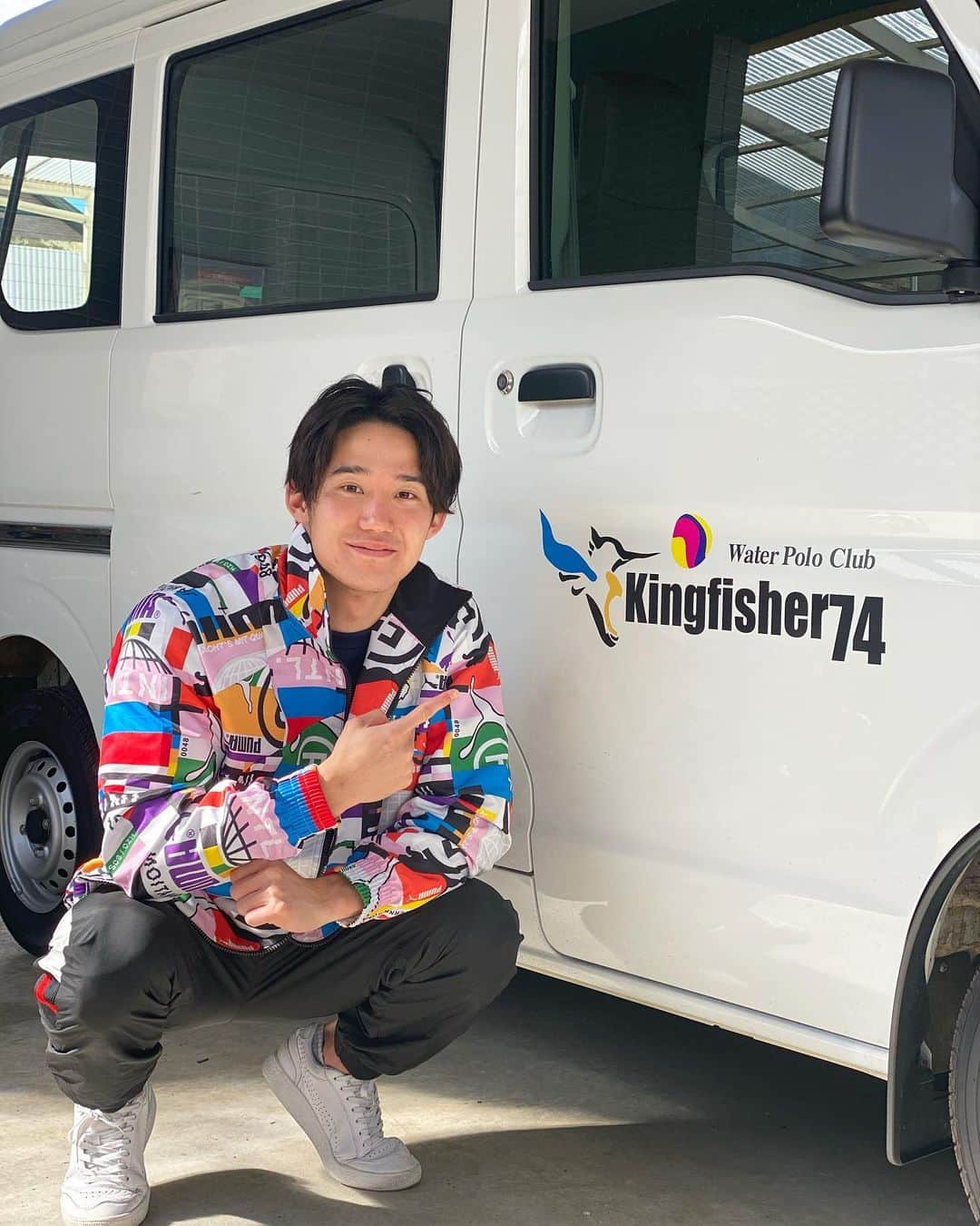 のインスタグラム：「☑︎ Kingfisher74号🟡🔵  #SUZUKI#エブリィのおかげ #まだ一度も乗ったことはない」