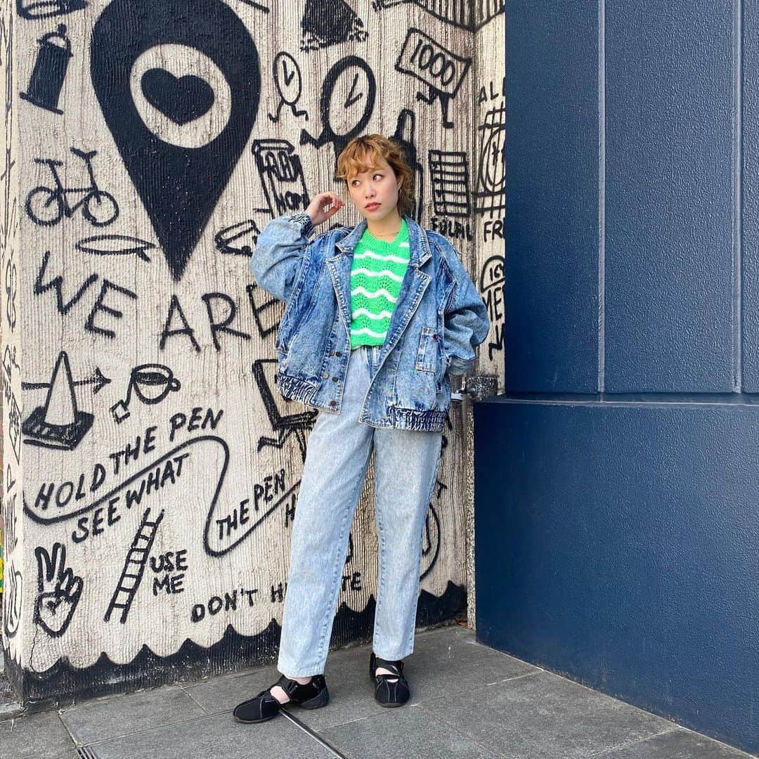 PUNK CAKEのインスタグラム：「•80s chemical denim jacket【SOLD】 •cream soda spring sweater【SOLD】 •chemical denim pants  #punkcake  #vintage #vintageclothing  #80sfashion  #古着 #古着コーデ  #古着女子 #レディース古着　 #原宿 #harajuku  #harajukufashion  #原宿古着屋 #東京古着屋  #古着屋巡り #古着通販」