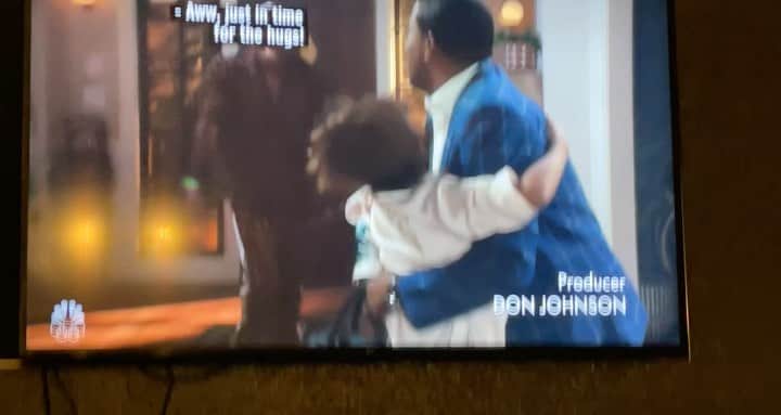 レスリー・ジョーンズのインスタグラム：「Chrisssss!! And @fortunefeimster let’s good @kenanthompson」