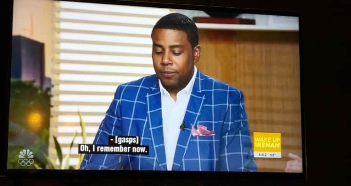 レスリー・ジョーンズのインスタグラム：「Why did you bring that up? @kenanthompson」