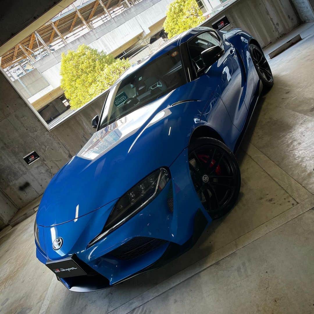 大嶋和也のインスタグラム：「GRスープラHorizon blue editionがついに納車されました！！ 楽しみに半年待ってたので嬉しい！！ #grsupra」