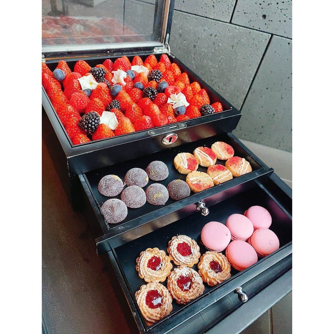 上原亜衣さんのインスタグラム写真 - (上原亜衣Instagram)「🍓  #afternoontea」2月17日 15時02分 - ai_uehara_ex