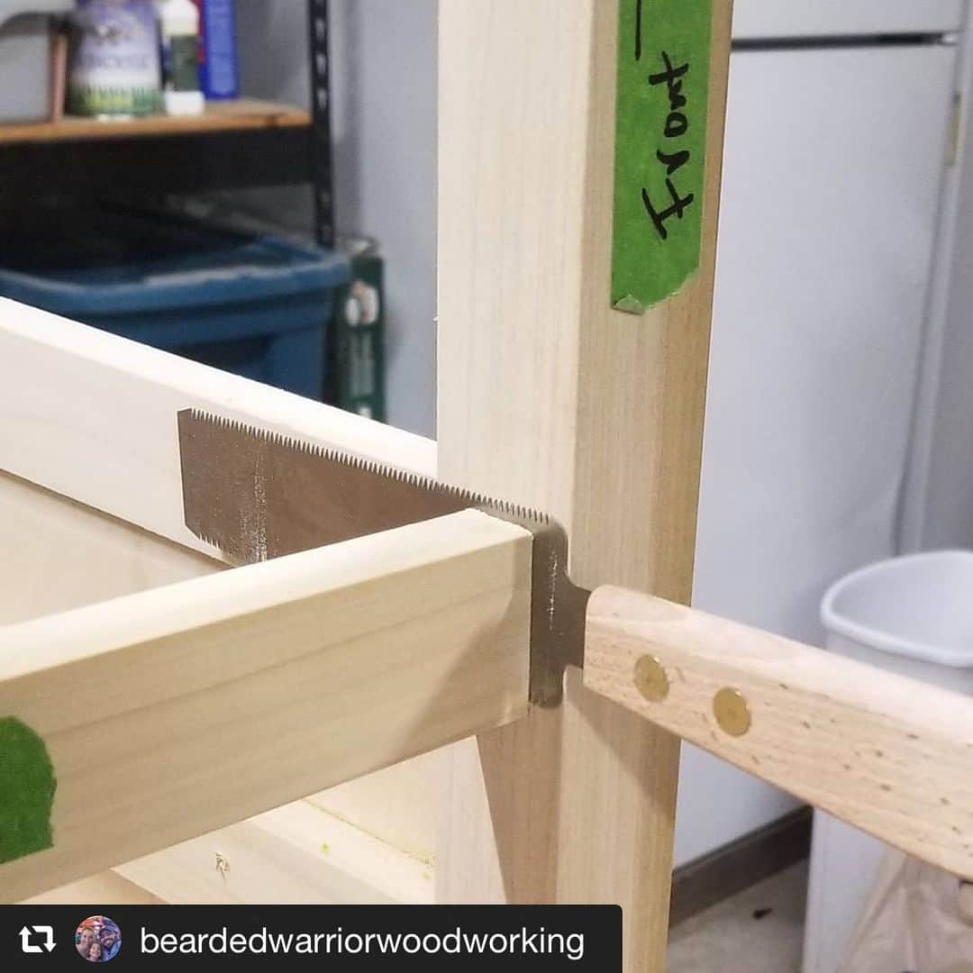 SUIZAN JAPANさんのインスタグラム写真 - (SUIZAN JAPANInstagram)「Thank you for using our flush cut saw!! Glad that it was useful for you😁﻿ ﻿ #repost📸 @beardedwarriorwoodworking﻿ When you decide not to check for square until after the glue has set. At least I used dowels so I didn't have to remake any pieces. Definitely a lesson learned! ﻿ ﻿ Glad I bought that @suizan_japan flush cut saw from @jkatzmoses. Definitely saved a lot of material.﻿ ﻿ #diydontbuy #beardedwarriorwoodworking #firstfurnitureproject #woodworkerproblems #woodworker #woodworkersofinstagram #texaswoodworker﻿ ﻿ #suizan #suizanjapan #japanesesaw #japanesesaws #japanesetool #japanesetools #craftsman #craftsmanship #handsaw #pullsaw #ryoba #dozuki #dovetail #flushcut #woodwork #woodworkers #woodworking #woodworkingtools #diy #diyideas」2月17日 15時13分 - suizan_japan