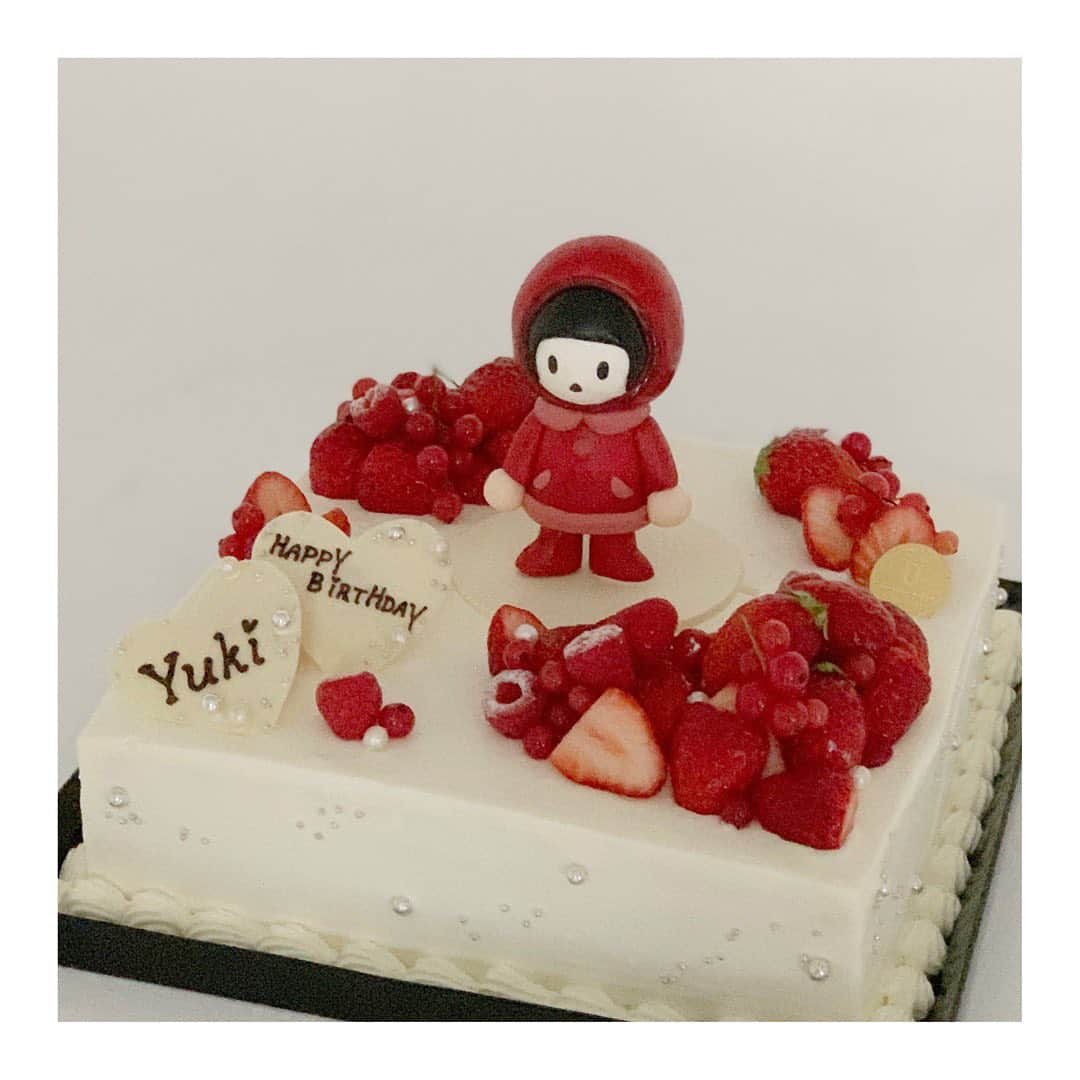 YUKIのインスタグラム：「🎂」