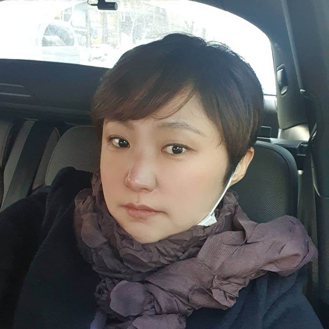 キム・ヒョンスクさんのインスタグラム写真 - (キム・ヒョンスクInstagram)「#서울#이동중」2月17日 15時27分 - terrorgirl12
