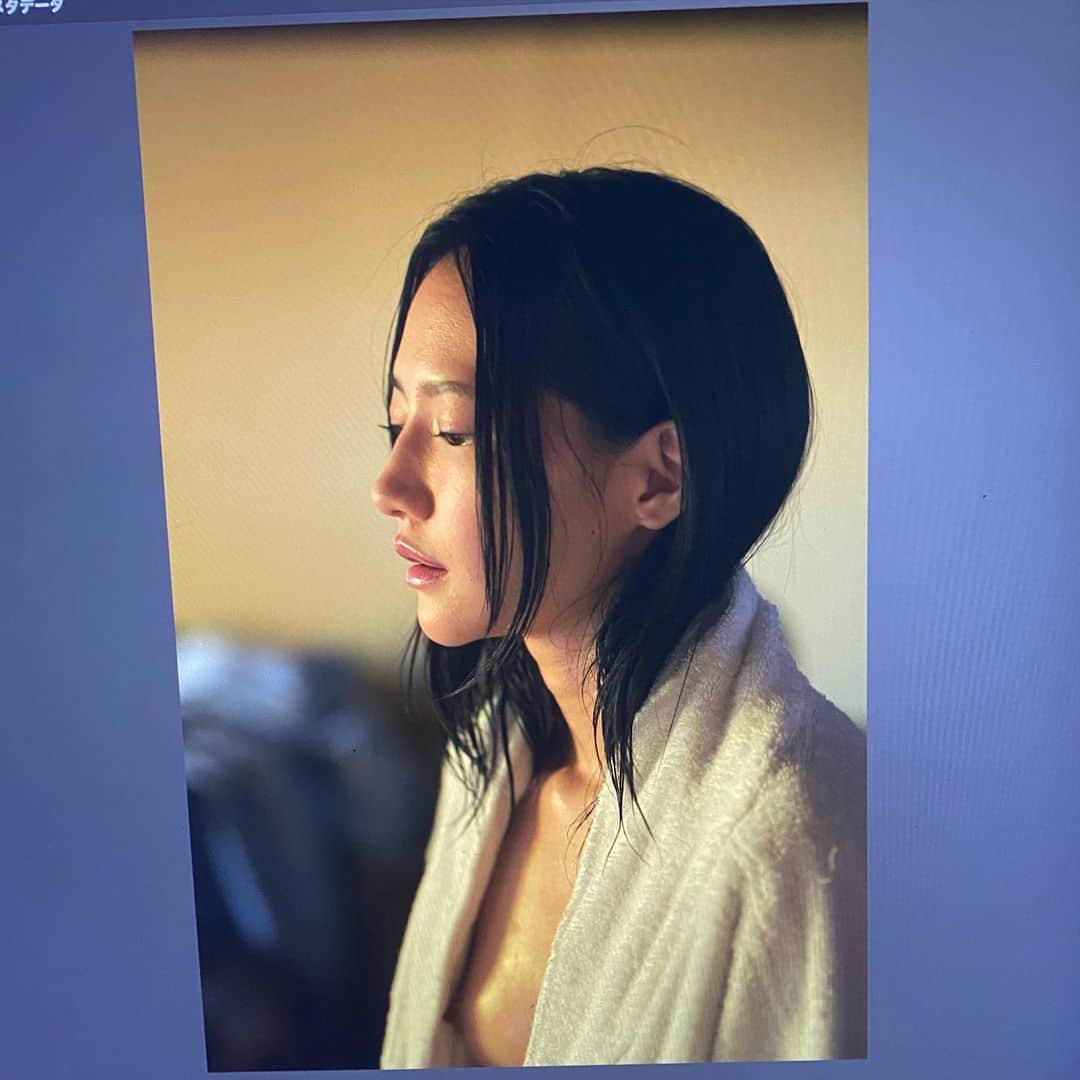 伊賀まこのインスタグラム：「☝️オフショット」