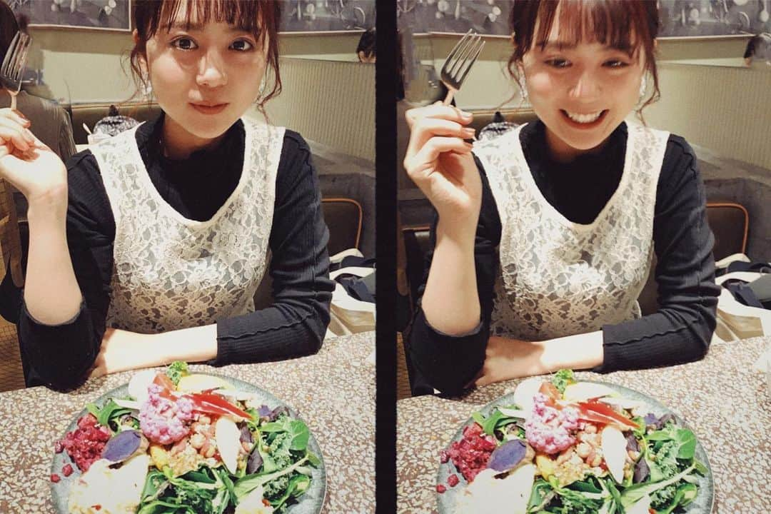 金野美穂のインスタグラム：「さっ！ たべよ食べよ🥗  #lunch  #salada  #cosmekitchen」