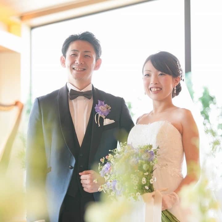 KIYOMIZU京都東山 公式さんのインスタグラム写真 - (KIYOMIZU京都東山 公式Instagram)「. パープルのカンパニュラが印象的なブーケ♡ 真っ白なウェディングドレスを 華やかにしてくれるブーケには 思い出のお花や好きなカラーを取り入れて* . ---------------------- . @kiyomizu_kyoto_higashiyama をフォローし 【#kiyomizu京都東山】で検索してくださいね❖ . #スタイルズ花嫁  #KIYOMIZU京都東山  #KIYOMIZU花嫁  #ブライダルハウスtutu #シェアーズヘアメイク #結婚式 #披露宴 #京都花嫁 #ウェディング #挙式 #式場探し #結婚準備 #プレ花嫁 #結婚式場 #ブライダルフェア #結婚式レポ #ブーケ #ウェディングブーケ #ブライダルブーケ #クラッチブーケ #ナチュラルウェディング #花嫁コーデ #花嫁コーディネート #ウェディングドレス #ブーケ迷子 #カンパニュラ #グリーンブーケ #結婚式コーデ #花嫁ソロショット」2月17日 17時11分 - kiyomizu_kyoto_higashiyama