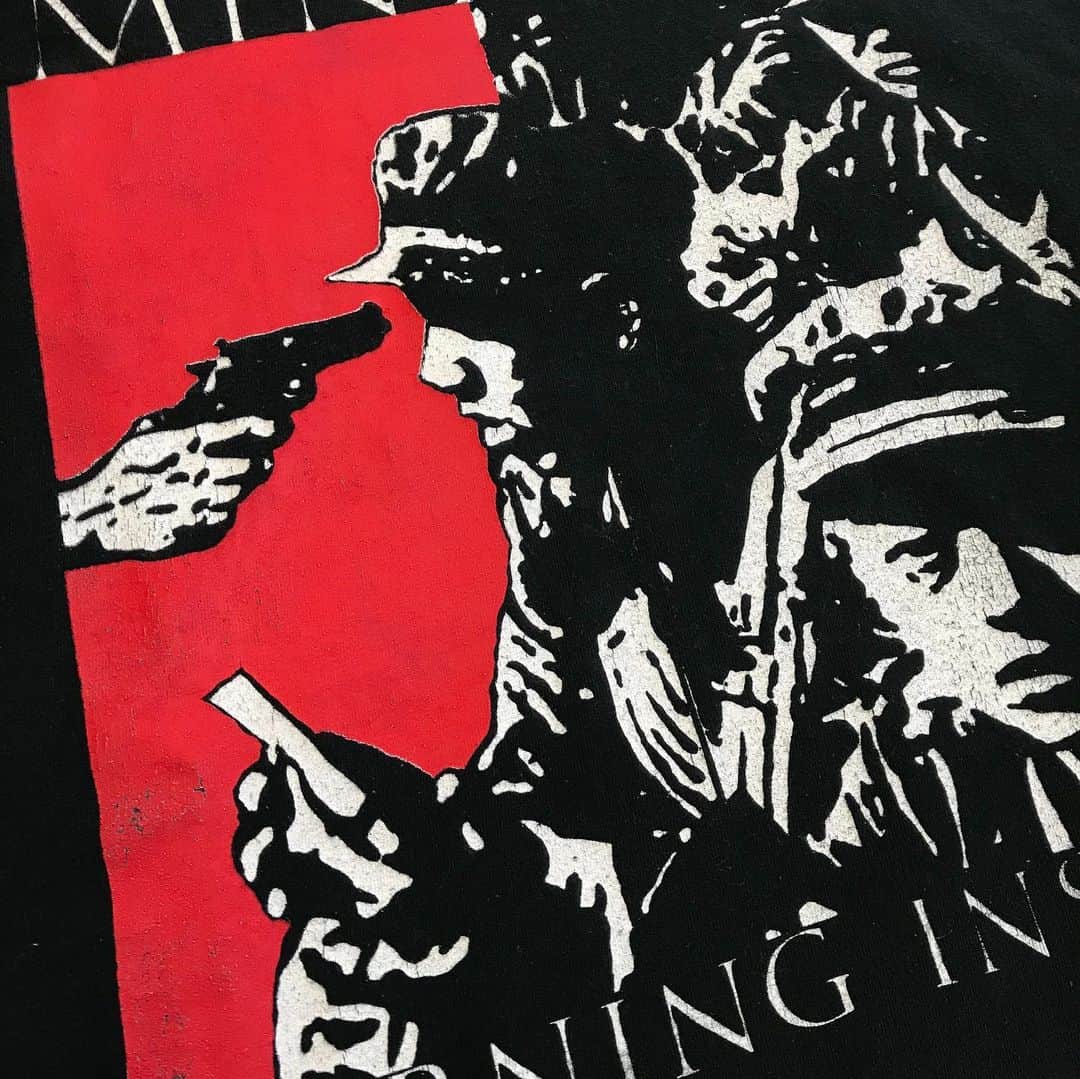 ジャムルさんのインスタグラム写真 - (ジャムルInstagram)「1990's～ MINISTRY ¥17000+tax . アメリカ シカゴで結成されたインダストリアル・メタルバンド、MINISTRY。 インダストリアル系のジャンルの中では間違いなく外せないバンドの1つです。  こちらは89年にリリースした「Burning Inside」のTシャツ。 通常のBROCKUMタグで見かける版とは微妙に異なり、 赤、黒、白の配色パターンも違う非常に珍しい1枚です！！ .  WEB SHOPに入荷しております。 是非ご覧ください。 jammru.com  #お問い合わせはお電話で承ります #jammru#jammru_tee#vintagetshirt#vintagetee#bandtee#ministry  #osaka  #fashion  #streetstyle  #streetfashion  #vtg  #vintage  #used  #usedclothing  #古着 #古着屋 #ファッション #70s #80s #90s #ご来店の際はマスクの着用をお願い致します」2月17日 17時20分 - jammru