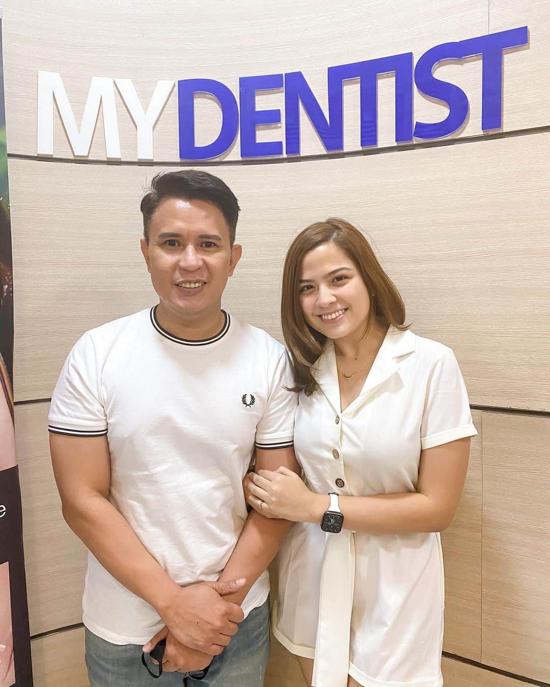 Alexa Ilacadさんのインスタグラム写真 - (Alexa IlacadInstagram)「Brighter smiles this 2021 thanks to @ilovemydentist & my favorite dentist, Doc. Arnold Dela Cruz ♥️😁⭐️」2月17日 17時23分 - alexailacad