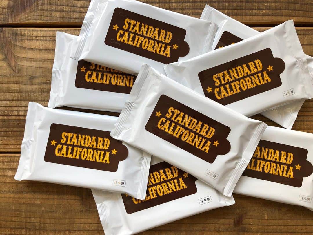 スタンダードカリフォルニアさんのインスタグラム写真 - (スタンダードカリフォルニアInstagram)「オリジナルパッケージの除菌シート作りました。  Standard California直営店にて、お買物頂いた方に差し上げています。 バックやポケットに忍ばせて、感染対策に役立てくださいね〜。  #standardcalifornia  #スタンダードカリフォルニア #除菌シート #アルコール除菌 #ハンドシート #感染対策」2月17日 17時23分 - standardcalifornia