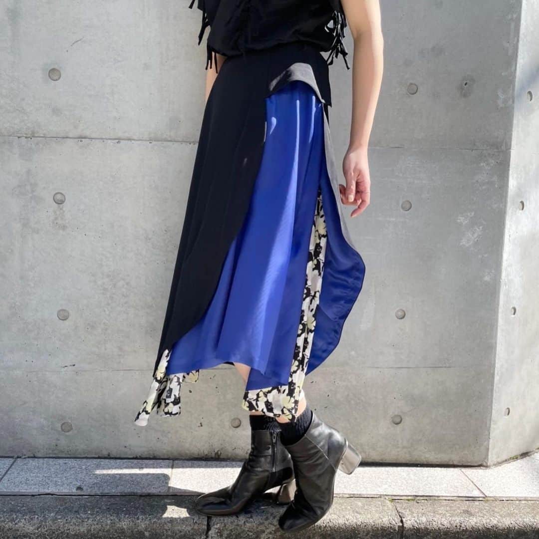 MIDWEST TOKYO WOMENさんのインスタグラム写真 - (MIDWEST TOKYO WOMENInstagram)「@togaarchives  . ACETATE TWILL SKIRT ¥53,000(+Tax) 34.38size . スタッフ身長160cm サイズ34着用 . #togapulla #toga #togaarchives #トーガ #トーガプルラ #midwest_official」2月17日 17時24分 - midwest_tw