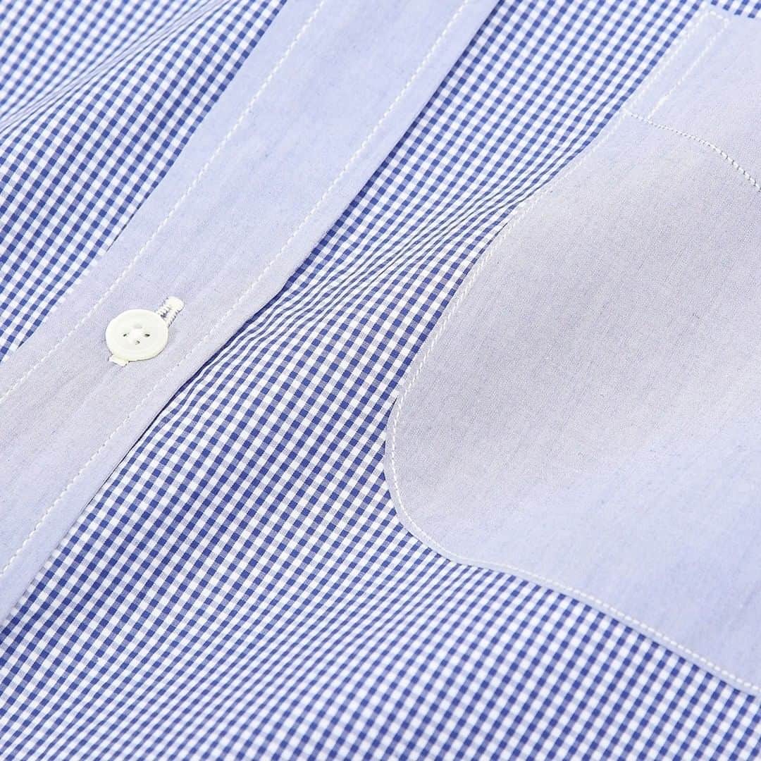 Factelier(ファクトリエ)さんのインスタグラム写真 - (Factelier(ファクトリエ)Instagram)「【春夏に大活躍！カジュアルになり過ぎずラフに着れる上質シャツ】  カジュアルさの中に上品さを感じる デザインシャツです。  上質で丈夫な繊維である 希少なピマコットンの糸を“高密度”に 織り上げた生地を使用。 ラフな趣の中にもしっかりと上質さを プラスしました♪  繰り返しの洗濯でもくたびれないタフさもあります◎  フラシ芯を使った美しい襟の返り 優しい光沢感の貝ボタンがシャツの印象を 品よくまとめ上げています。  これからの季節、デイリーにお召いただける一着です。 . . ー語れるもので日々を豊かにー ファクトリエはメイドインジャパンの工場直結ファッションブランドです。 職人の情熱と最高の技術がつまった、人に語りたくなるものを長く大切に使ってもらいたい、そんな想いと共に語れる本物をお届けします。  ⇓アカウントはこちら⇓ @factelier . . #ファクトリエ #factelier #メイドインジャパン #日本製 #ベーシック #ベーシックコーデ #シンプルファッション #シンプルコーディネート #大人コーディネート #大人ファッション #大人スタイル #大人カジュアルスタイル #きれいめファッション #きれいめカジュアル #きれいめスタイル #ブルーシャツ #シャツスタイル #チェックシャツ #ギンガム #カジュアルシャツ #デザインシャツ #貝ボタン #yシャツ #良いものを長く #ビジネスカジュアル #ビジカジ #スーピマコットン #ピマシャツ #クラフトマンシップ #語れるもので日々を豊かに」2月17日 17時34分 - factelier