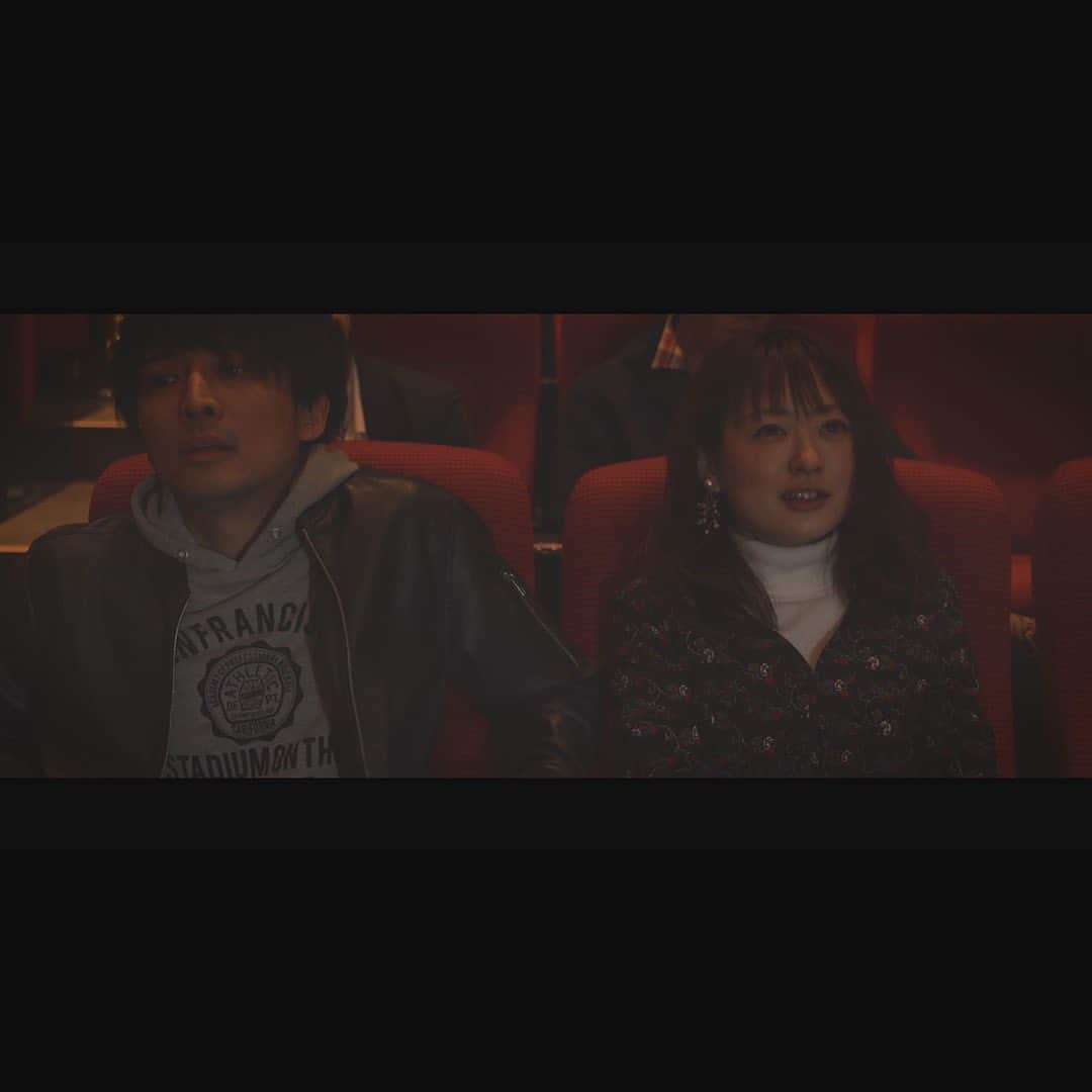 脇田唯のインスタグラム：「【告知失礼します。】  #カメラは止まったまま  2月18日（木）24：59～  STV シアターSでご紹介していただけることになりました！ 放送後、シアターSのHP内にある「札幌国際短編映画祭」タブにて1週間限定で本編動画を公開させていただきます。  https://www.stv.jp/tv/theaterS/shortfilmfes/u3f86t000007z9t0.html  #STV #札幌国際短編映画祭」