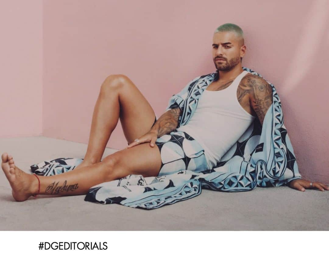 ドルチェ&ガッバーナさんのインスタグラム写真 - (ドルチェ&ガッバーナInstagram)「@maluma wears a #DGParcodeiPrincipi look on the pages of the February issuu of @elleusa.    Photo by: @micaiahcarter⁣⁣  Styled by: @alexwhiteedits⁣⁣  Writer: @melissagiannini⁣⁣  Grooming by: @cynthiaglam    #DGEditorials」2月18日 5時00分 - dolcegabbana