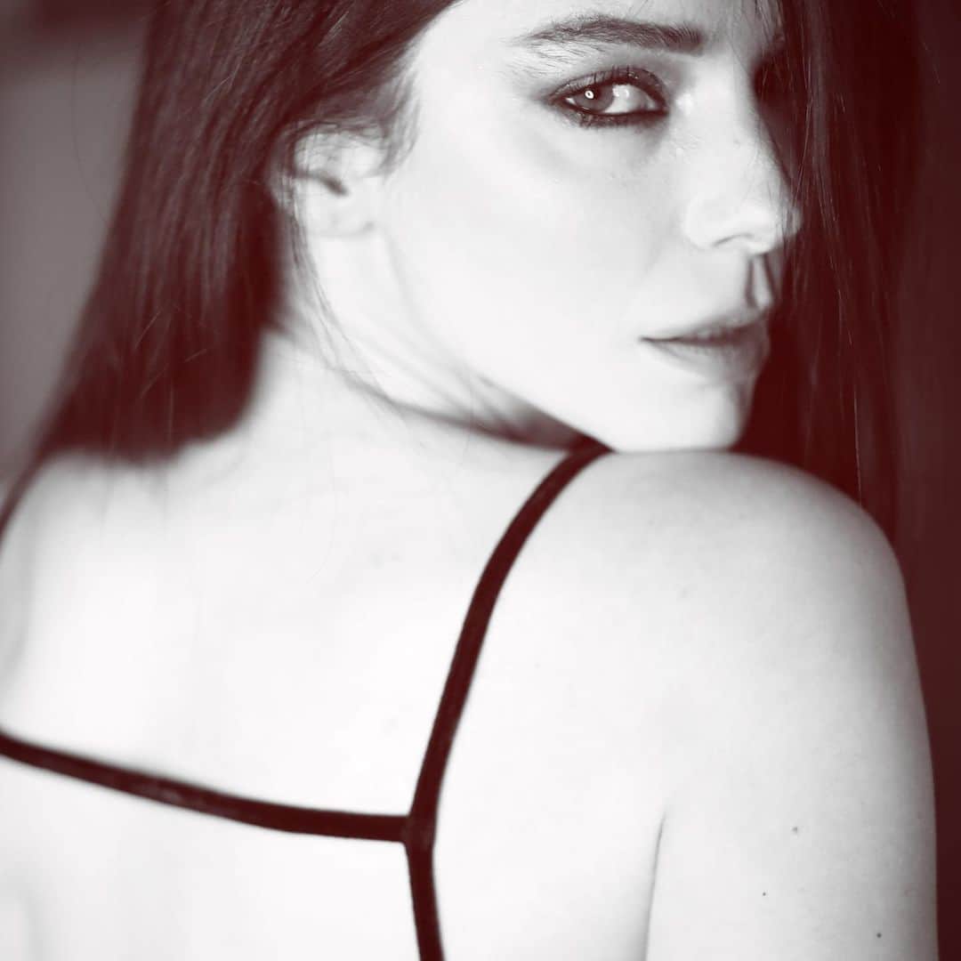 Merve Boluğurのインスタグラム：「🔥」