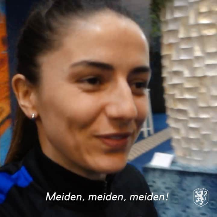 ジャッキー・グローネンのインスタグラム：「​Wat een lieve boodschap van @lis.otten12 en @cocacola_nl, dankjewel! Fijn om de fans wat dichter bij te hebben. #opentobetter」