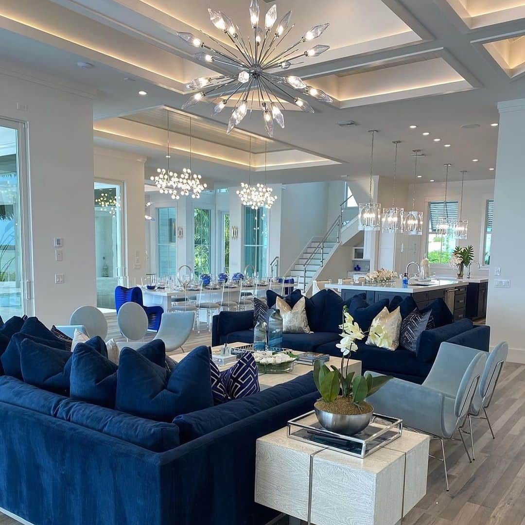 のインスタグラム：「Blue hues! By @glasshouseinterior」