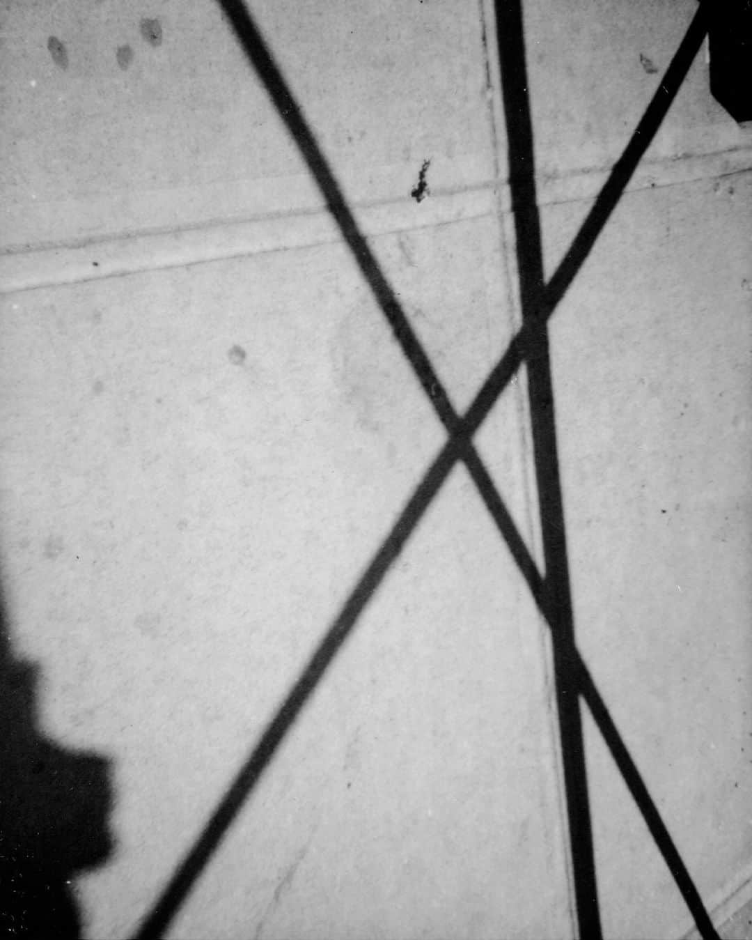 ナルシソロドリゲスさんのインスタグラム写真 - (ナルシソロドリゲスInstagram)「Shadow play. #nyc #shadows #inspiration」2月18日 4時09分 - narciso_rodriguez