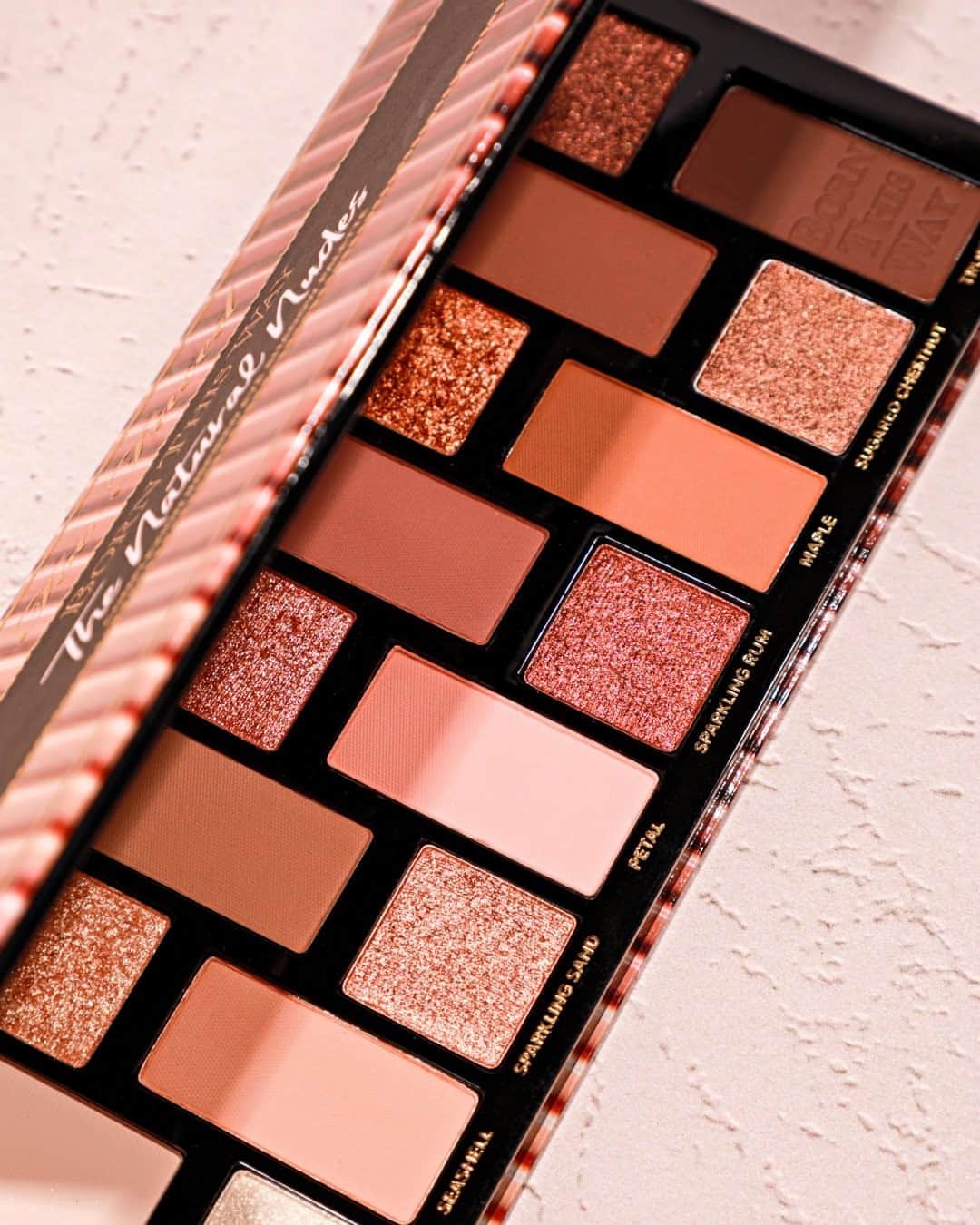 Too Facedのインスタグラム：「Another way to show you were Born This Way 😍 Go nude with the sultry metallic, shimmer, and sparkle shades in our Born This Way Eye Shadow Palette. ✨ Tap to shop via IG Checkout! #tfbornthisway #toofaced」