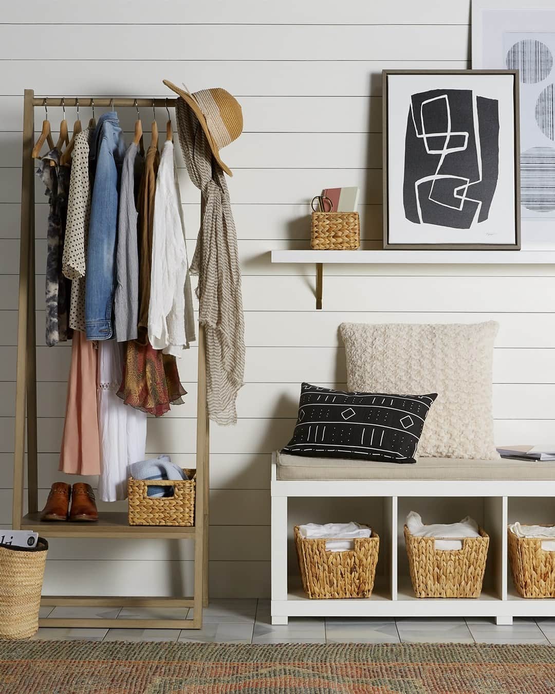 Wal-Mart Stores, Incのインスタグラム：「They say you never get a second first impression, but when your entryway looks this good, walking out the front door to come inside again doesn't seem so crazy. #WalmartHome」