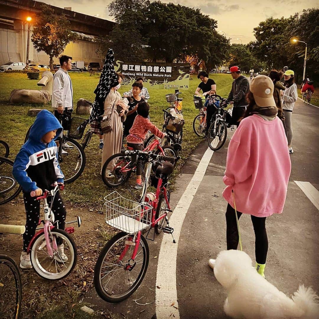 のインスタグラム：「🚵🚵‍♂️🚵‍♀️」