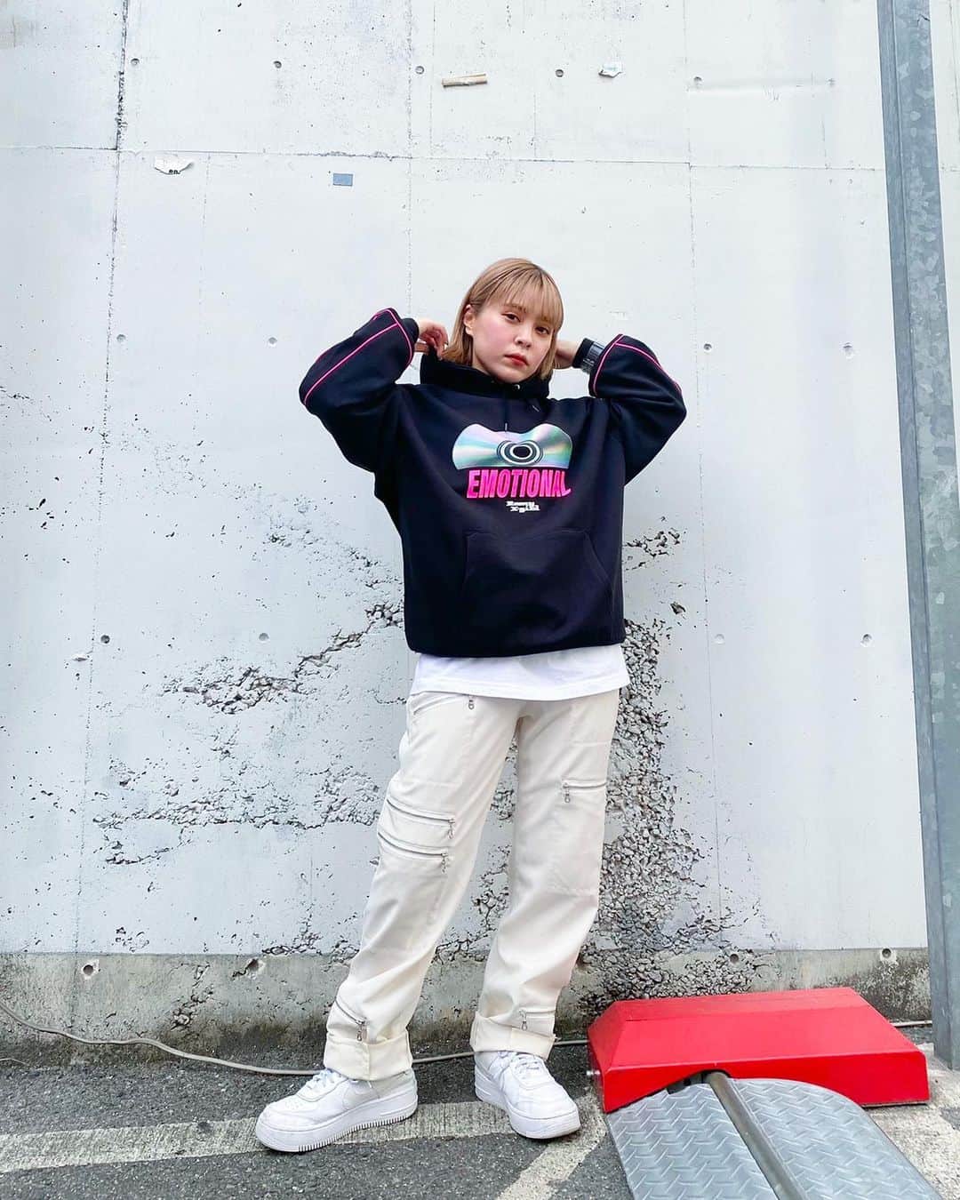 XGIRL_ootdのインスタグラム：「#xgirl_ootd @__wendys2 145cm X-girl HIROSHIMA STAFF ・ ----------------------------- ・ ▪️BONTAGE FLIGHT PANTS ¥13,000+tax (SIZE  S) ▪️Romy DISC SWEAT HOODIE ¥12,500+TAX (SIZE  M) ・ ------------------------ #xgirl #xgirljp #xgirlus #エックスガール」