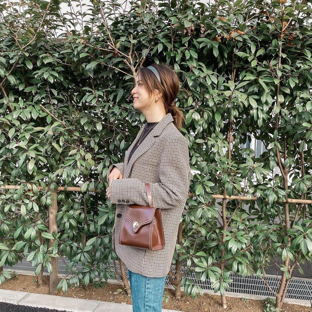 のインスタグラム：「🤎🤎🤎  . outer: @zara  tops: @gu_global  pants: @anap_official」