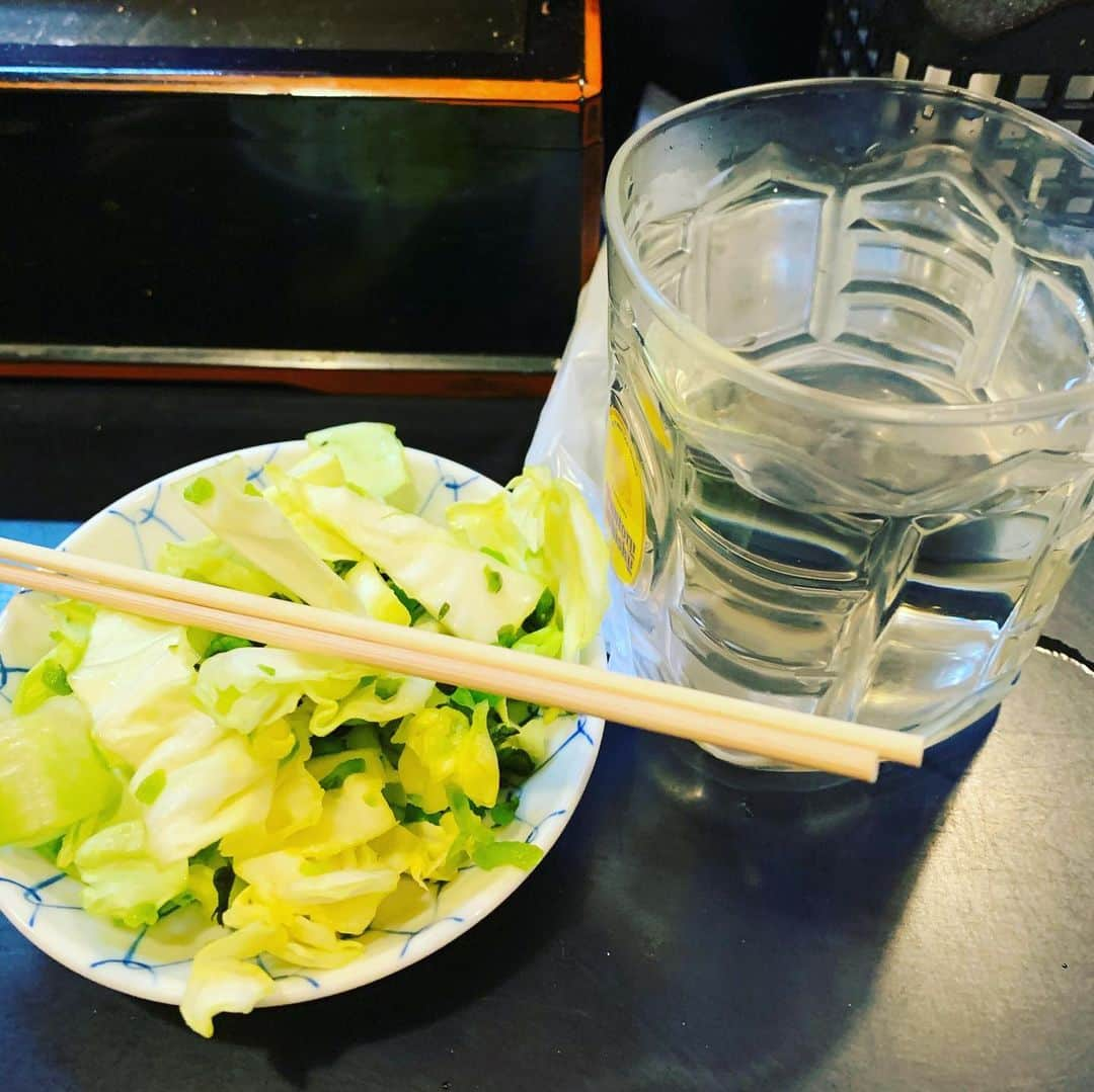 金村義明さんのインスタグラム写真 - (金村義明Instagram)「今夜は17時から荻窪の名店川勢 鰻の串焼きと鰻丼が米がないらしく串焼きとホット焼酎2杯にウーロンハイの3杯」2月17日 20時07分 - yoshiaki_kanemura