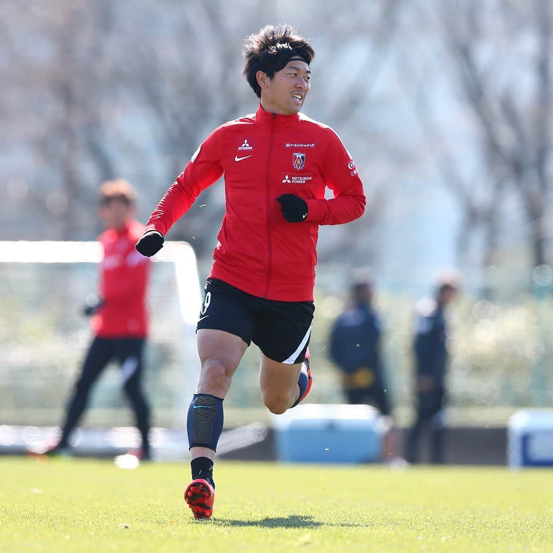 浦和レッドダイヤモンズさんのインスタグラム写真 - (浦和レッドダイヤモンズInstagram)「2.17 TRAINING⚽️ #柴戸海 #小泉佳穂 #宇賀神友弥 #武藤雄樹 #西川周作 #藤原優大 #大久保智明 #金子大毅 #槙野智章 #武田英寿 #urawareds #浦和レッズ #wearereds #Jリーグ」2月17日 20時45分 - urawaredsofficial