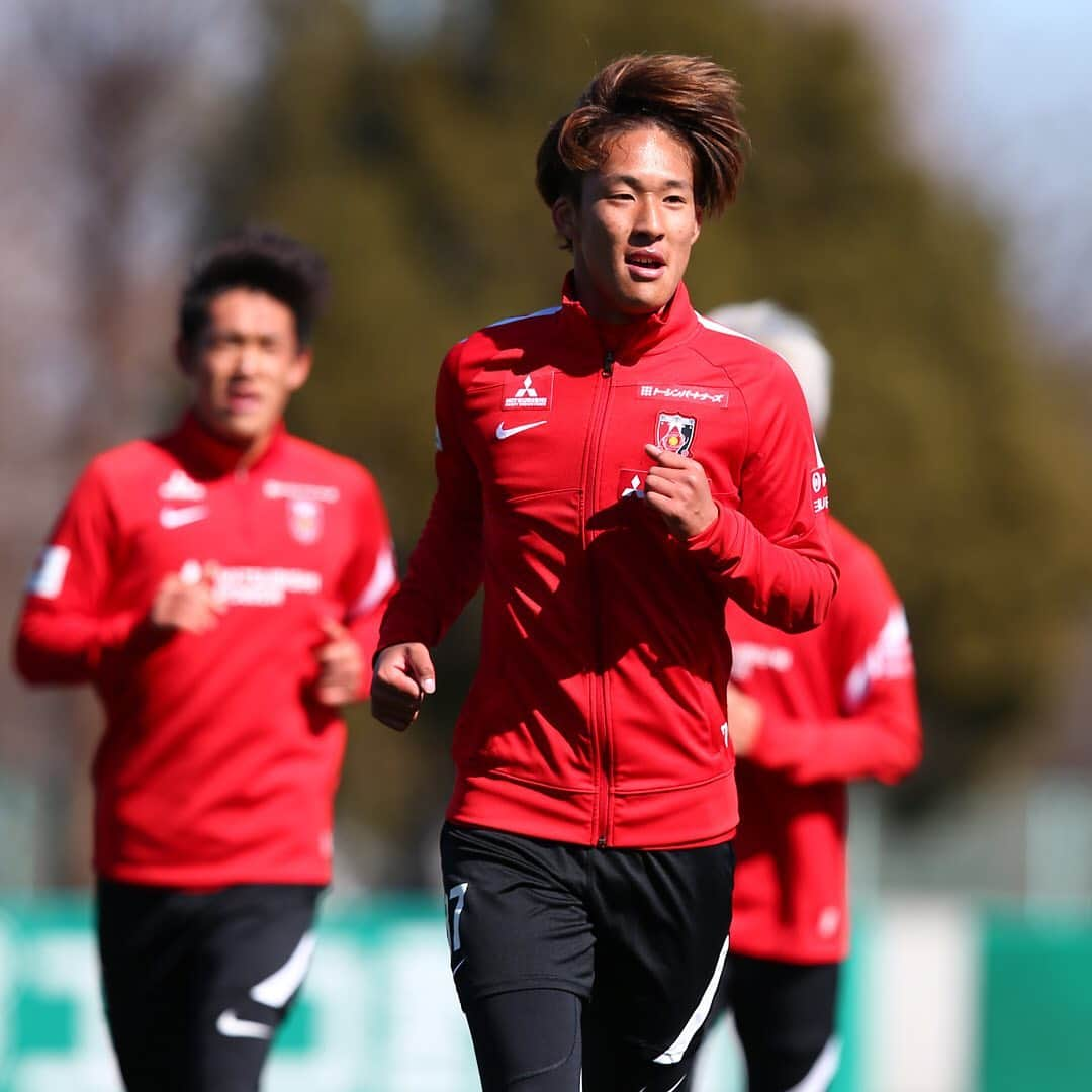 浦和レッドダイヤモンズさんのインスタグラム写真 - (浦和レッドダイヤモンズInstagram)「2.17 TRAINING⚽️ #柴戸海 #小泉佳穂 #宇賀神友弥 #武藤雄樹 #西川周作 #藤原優大 #大久保智明 #金子大毅 #槙野智章 #武田英寿 #urawareds #浦和レッズ #wearereds #Jリーグ」2月17日 20時45分 - urawaredsofficial