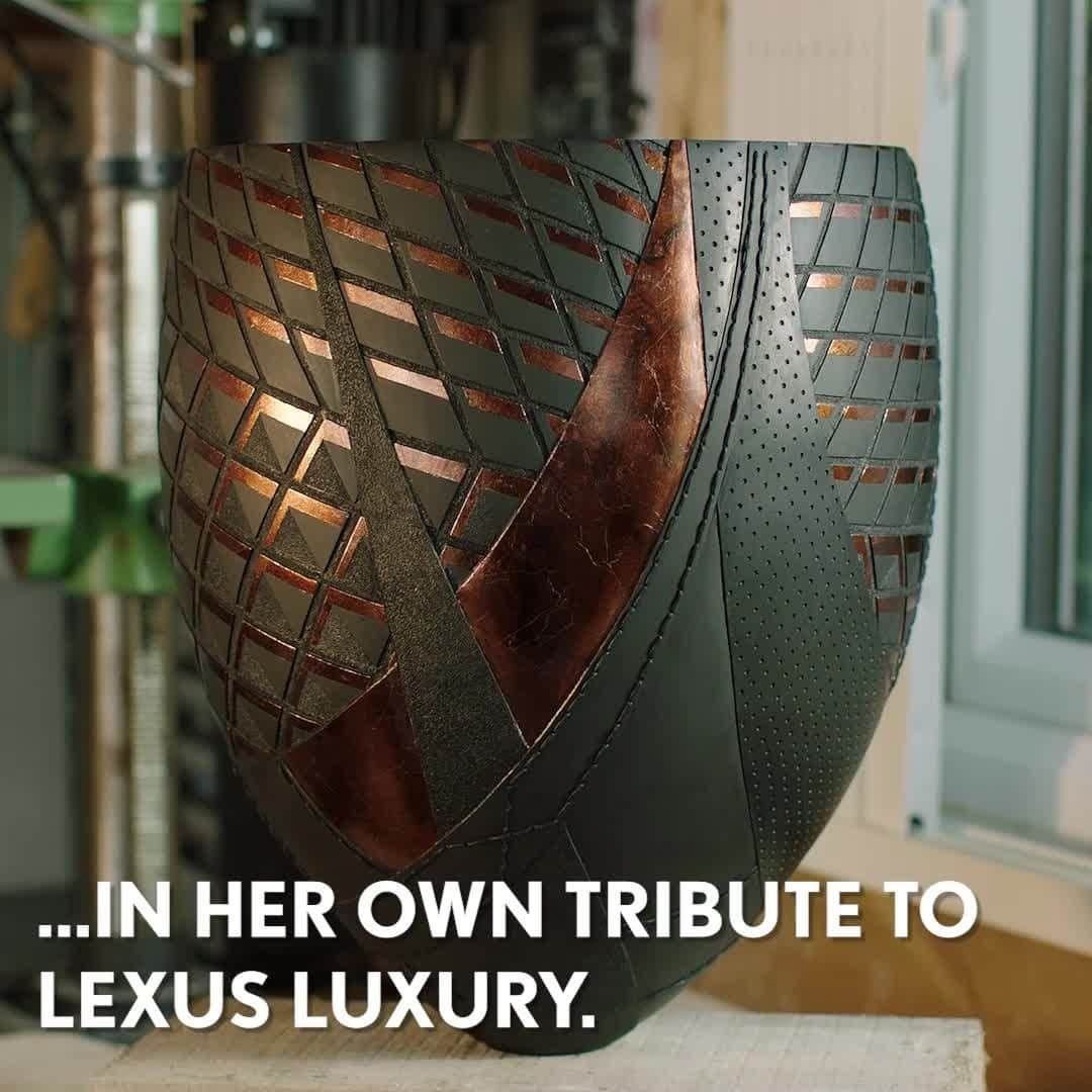 Lexus UKのインスタグラム：「This beautifully crafted wood sculpture by @Sally_Burnett was inspired by the design and craftsmanship of the #LexusRXL. Would it take pride of place in your home?   #Lexus #Craftsmanship #BritishCraftsmanship #Design #CarDesign #Art #Sculpture #Wood #Woodworking #WoodDesign #WoodTurning #WoodCarving #WoodTurner #WoodCrafts #LexusRX」