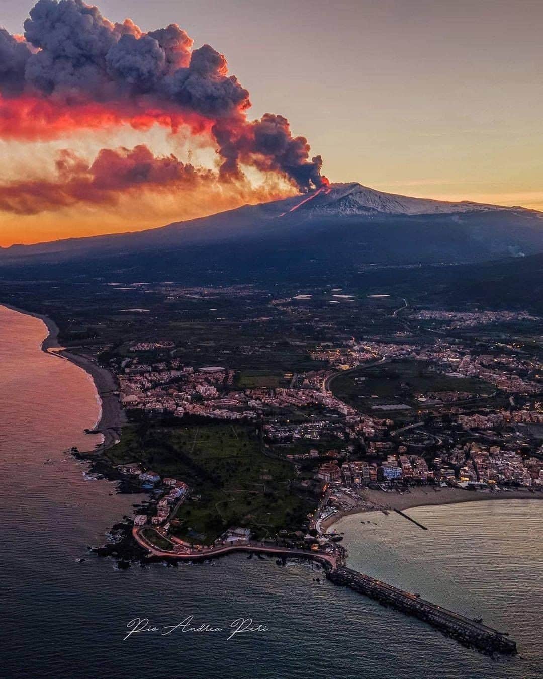 Discover Earthさんのインスタグラム写真 - (Discover EarthInstagram)「Eruption of volcano Etna, Sicily. The volcano experienced its most spectacular eruption in many months according to the Italian press on Tuesday 16th February. A rain of ash and lava fragments fell on the Catania region.   🇮🇹 #discoverSicily with : 1. @valeriapgl 2: @sicilia_doc137  3 @especigest  4: @domenicomazzaglia 5: @pioandreaperi  6: @alessandro_serughetti    . . . .  #etna  #sicilia  #travelphotography  #view  #mountain  #photo  #beautiful  #sea  #trip  #sky  #holiday  #siciliabedda  #summer  #picoftheday  #instagood  #sycylia  #photooftheday  #taormina  #landscape  #love  #italia  #etnavolcano  #vulcano  #nature  #travel  #catania  #volcano  #italy  #sicily」2月17日 21時00分 - discoverearth
