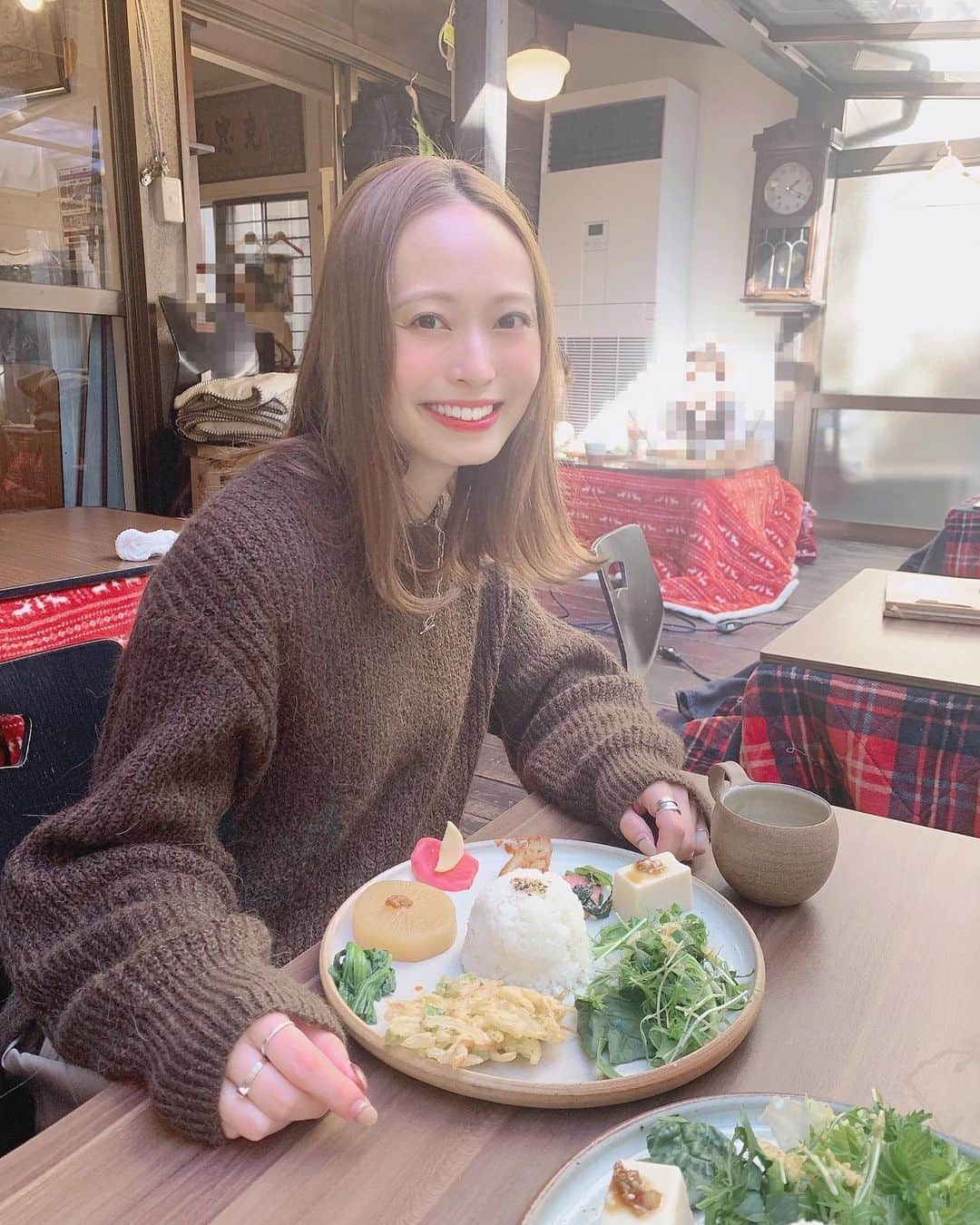 榊本麻衣さんのインスタグラム写真 - (榊本麻衣Instagram)「♡♡﻿ ﻿ ﻿ 農民カフェ 🍆🥑﻿  📍下北沢﻿ ﻿ ﻿ オーガニックのお野菜を使った﻿ 素材の味を堪能出来るランチでした🥬﻿ ﻿ ﻿ カレーも美味しそうだったから﻿ 次はカレーにしてみようかな🍛🥄﻿ ﻿ ﻿ ヴィーガン、アレルギーにも﻿ 対応しているみたいです(´˘`＊)﻿ ﻿ ﻿ #cafe #カフェ#カフェ巡り #東京カフェ #カフェ巡り好きな人と繋がりたい #おしゃれカフェ #美味しい  #mai___food  #笑顔 #smile #東京グルメ #下北沢 #下北沢カフェ #下北沢ランチ #農民カフェ #精進料理 #オーガニック #オーガニックカフェ #ヴィーガン対応 #アレルギー対応 #ヴィーガン #アレルギー #ランチプレート」2月17日 21時09分 - maipipii