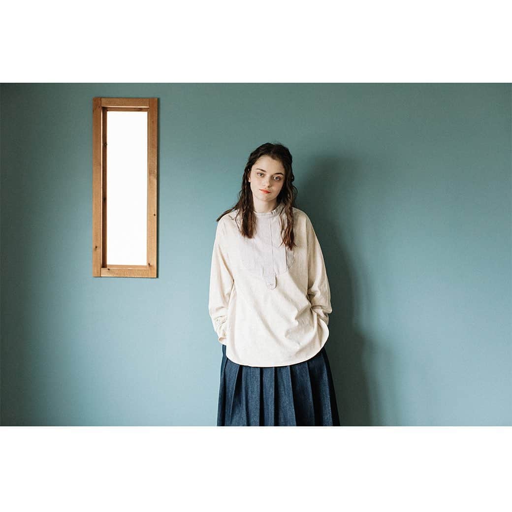 POUDOUDOUofficialさんのインスタグラム写真 - (POUDOUDOUofficialInstagram)「. POU DOU DOU 2021 SPRING  COLLECTION   ----------------------------------------------------  bib yoke tops 1914 ¥5,390 (tax.incl)  easy pleats skirt 7636 ¥6,490 (tax.incl)  ----------------------------------------------------  #poudoudou #プードゥドゥ #pdd21ss」2月17日 21時18分 - pdd1982pdd