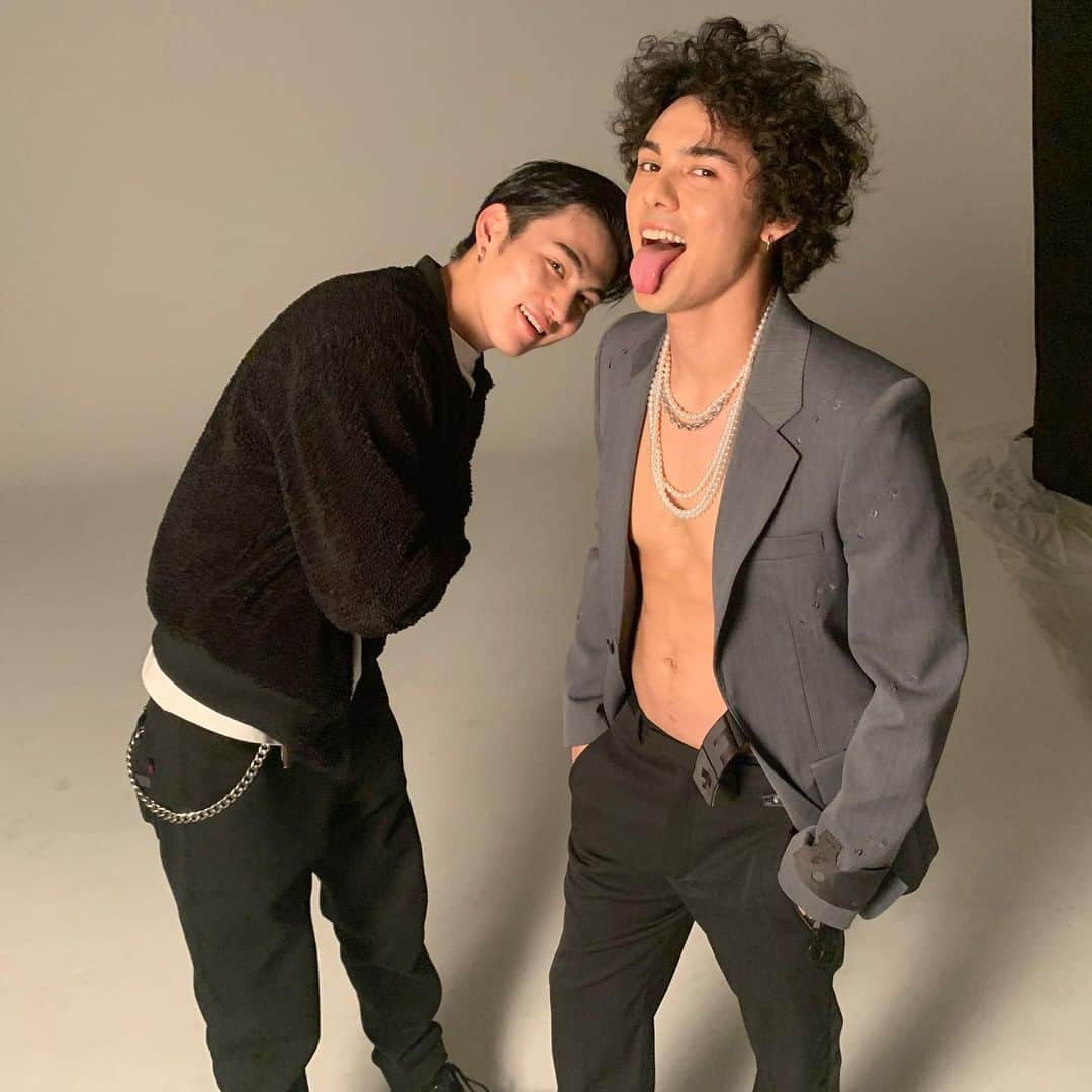 大田光るのインスタグラム：「Shooting w/ @shuzo___3120 ✌🏼🤡 アフロスタイル✌🏼」