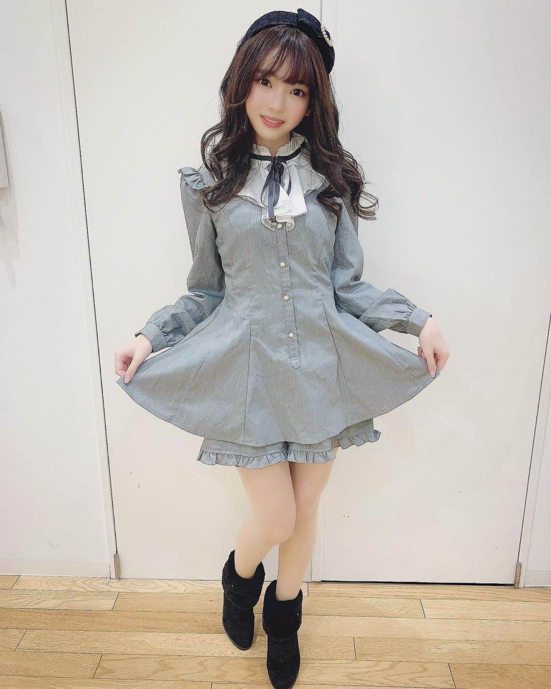槙いずなさんのインスタグラム写真 - (槙いずなInstagram)「先日、打ち合わせで事務所に行ってきました🌱 早くまきーずの皆と会えるイベントを開催したい😭  私服ショット〜！」2月17日 21時44分 - ohamakimaki