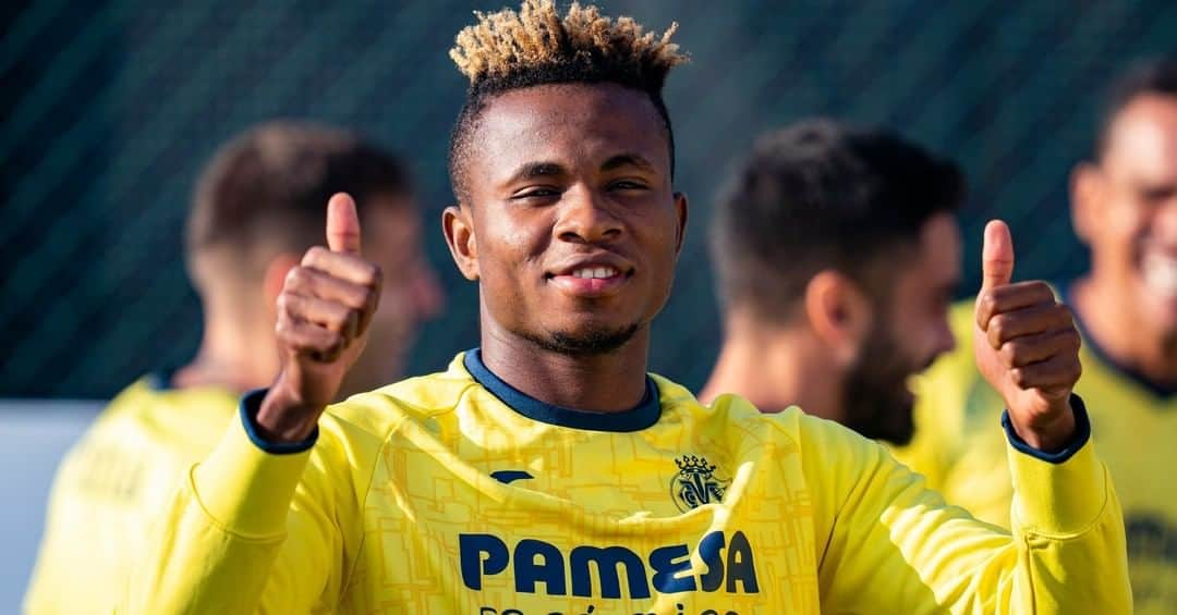 ビジャレアルCFのインスタグラム：「¡Samu is BACK 💪🇳🇬!   @chukwuezesamuel8 ya ha recibido el alta médica 🏥👍.  ¡Qué ganas de verte en el campo 🤩!  #villarreal #futbol #football #soccer   #UEL」